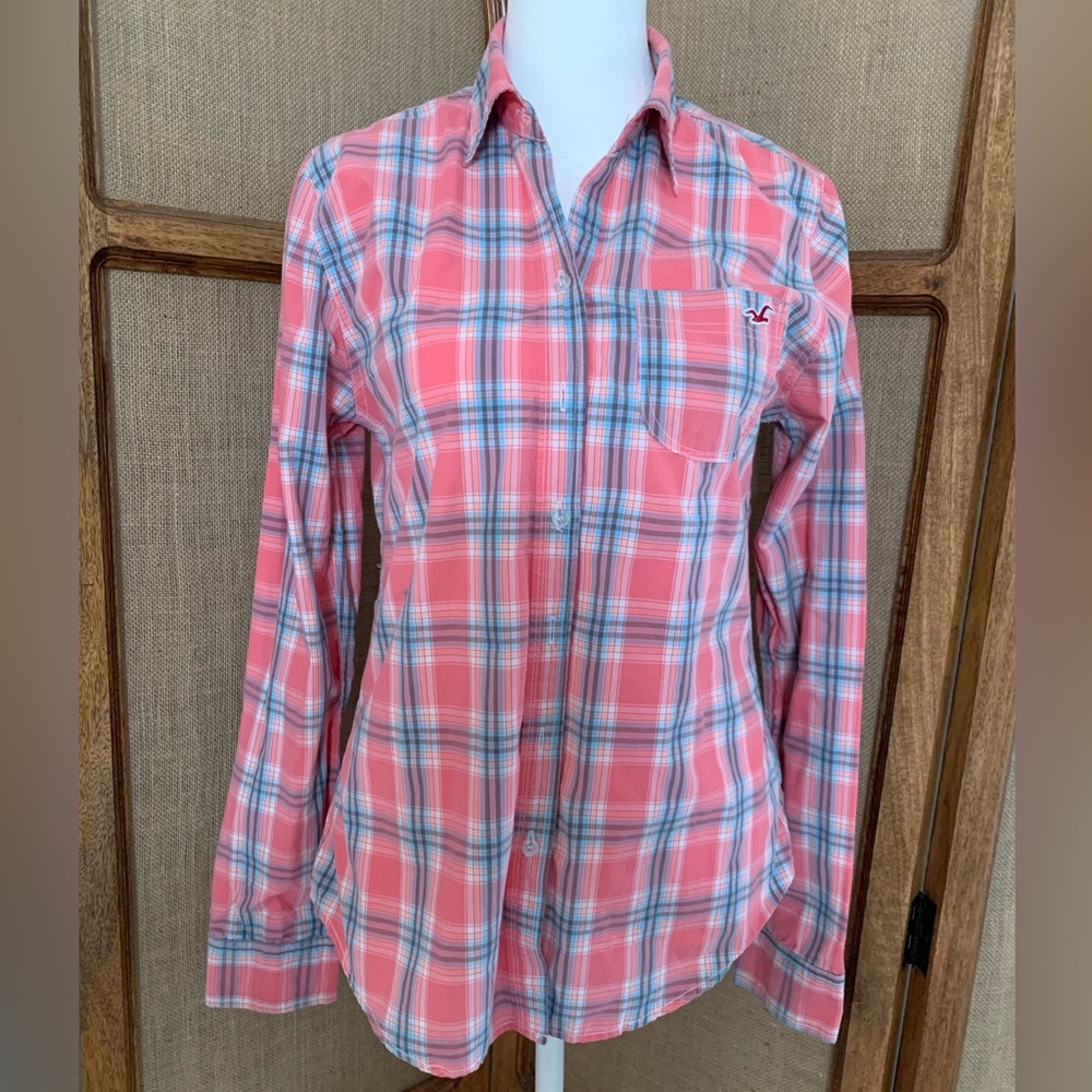 Hollister brand plaid shirt